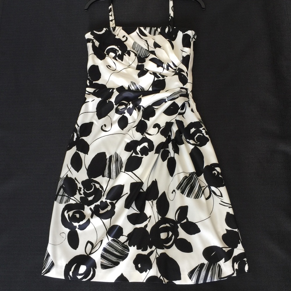 NWOT. Maggy London dress
